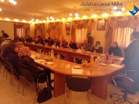 بلدية بيت أمر تعقد لقاءً مفتوحاً مع المجتمع المحلي