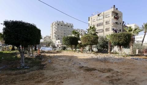 الشروع بترميم وتأهيل حديقة الصداقة الإيطالية الفلسطينية بخان يونس