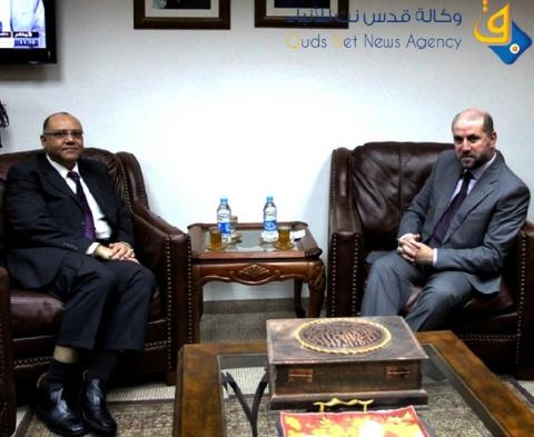 الهباش يستقبل السفير المصري بمناسبة انتهاء فترة عمله