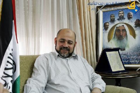 ابو مرزوق  يستغرب القضايا التي يرفعها محامي مصري