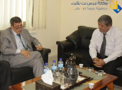 الوزير الشرافي يستقبل محافظ اريحا والاغوار