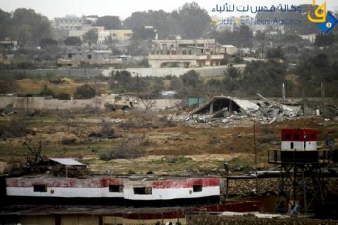 ضبط فلسطيني بسيناء بتهمة الاتصال المباشر مع حماس