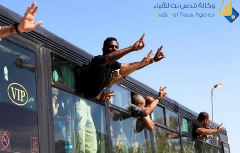 "الصفقة" ستستكمل بعد العيد:إسرائيل تدرس سحب مواطنة أسرى الداخل 