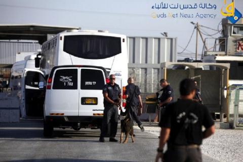 أسرى "نفحة" سيشرعون بإضراب مفتوح في الأيام المقبلة