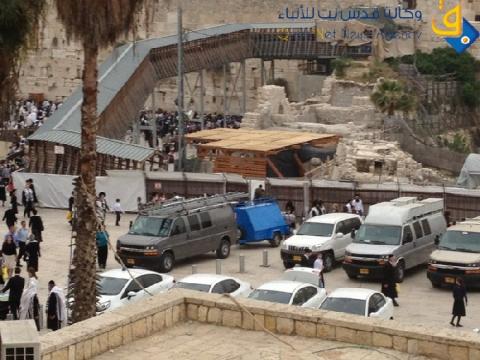 فيديو.. تحويل جزء من طريق باب المغاربة الى كنيس نسائي