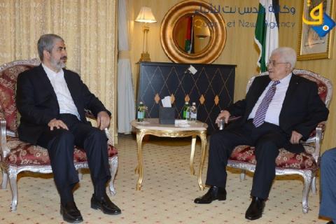 تفاصيل لقاء الساعتين بين ابومازن ومشعل في الدوحة