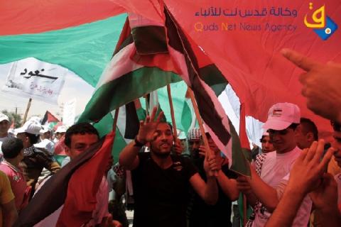 صور.. علم فلسطين يوحد مسيرات احياء ذكرى النكبة (66)