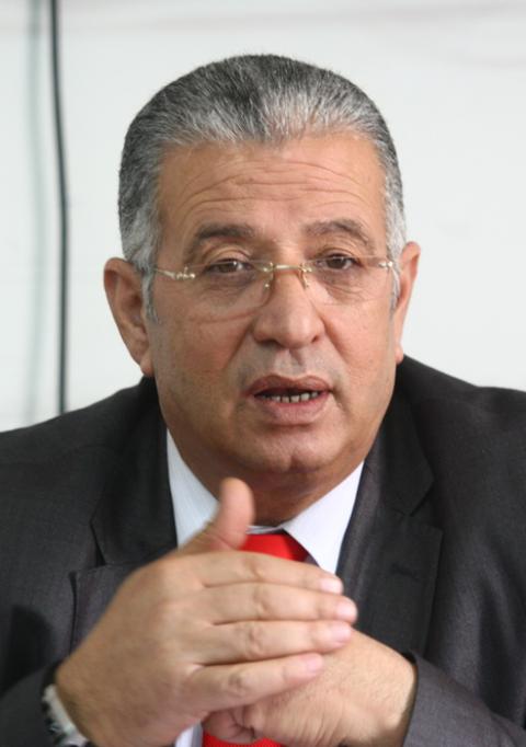 مهنا يقدم استقالته من حركة فتح ورئاسة المحكمة الحركية