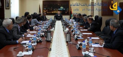 الحكومة تصادق على موازنة طوارئ لمواجهة الأزمة المالية