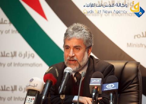خليفة يدعو المؤسسات الإعلامية للالتزام بالقانون والتمسك بخطاب وحدوي