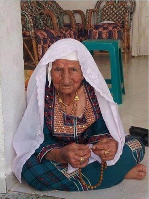 وفاة معمرة فلسطينية 119 عاماً من خان يونس