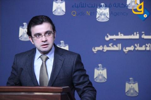 بسيسو ينفي لـ"قدس نت"رفض الحكومة استلام منحة قطر