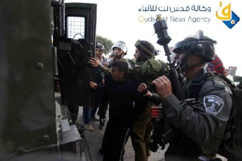 اعتقال شاب غرب بيت لحم وتجريف طريق زراعية
