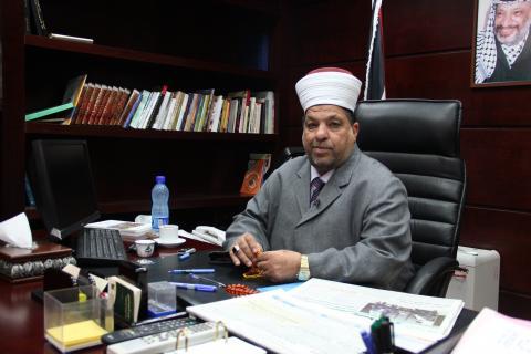 ادعيس: اقتحام الاحتلال للأقصى اعتداء على مقدسات المسلمين ومشاعرهم