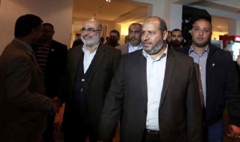 مسودة اتفاق لقضيتي "المعابر والموظفين" ورفعها للمستوى السياسي