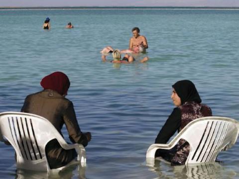 الفلسطينيون أيضاً من ضحايا مشروع "قناة البحار"