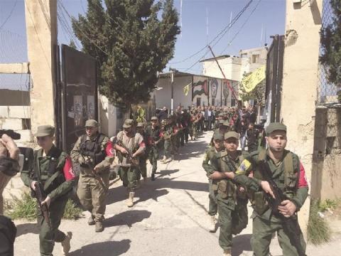 صحيفة: حرق الأوراق الفتحاوية يهدّد أمن المخيمات