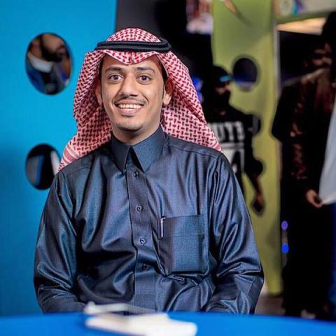 فيديو.. الملك سلمان يرد الاعتبار لمصور ويعفي رئيس المراسم الملكية من منصبه
