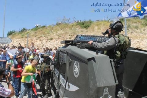 خــــريــــج 4 حـــــروب لكنـنـــي أخـــــاف الحجــــارة !