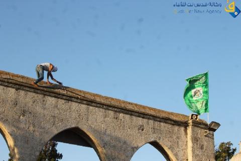 حماس:"تعهد ابو مازن  لن يفلح في توفير الأمن للاحتلال"
