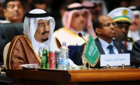 سفير أمريكي سابق: العاهل السعودي اتهم في الماضي الموساد بالوقوف وراء هجمات 11 أيلول