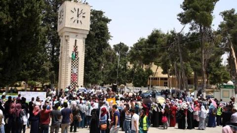 الجامعة الأردنية تعامل الطالب الفلسطيني معاملة الأردني