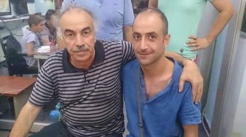الفنان السوري علي كريم"ابو النار" إلى قوارب اللجوء
