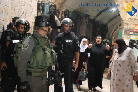 القدس: اعتقال مرابطة وقمع اعتصام للصحفيين