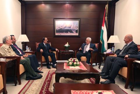 ابو مازن يستقبل الفنان البخاري ومدير جمعية الحياة البرية في فلسطين