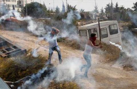 إستشهاد فلسطيني متأثراً بجراح أصيب بها من قنابل الاحتلال