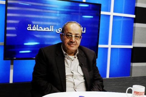 أبو شهلا: مَن يرد أن يغيث غزة لا يقطع المساعدات عن الأونروا