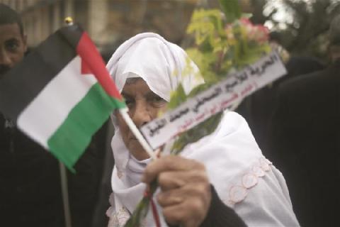 تحرك فرنسي على مرحلتين لعقد مؤتمر دولي للسلام