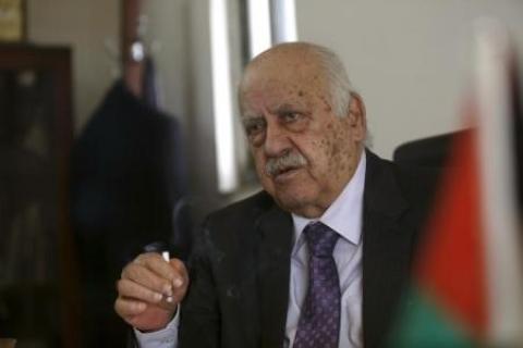 تمديد عمل رفيق النتشة رئيسا لهيئة مكافحة الفساد