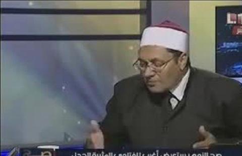 شيخ مصري يفتي: السجائر حرام ولكنها لا تفطر في رمضان