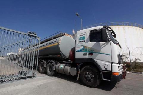 انخفاض غير مسبوق بعدد الشاحنات التي دخلت غزة