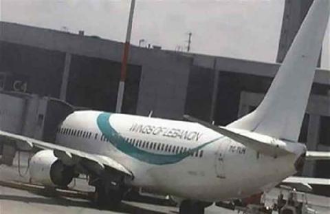 طائرة تابعة لشركة "أجنحة لبنان" في مطار بن غوريون