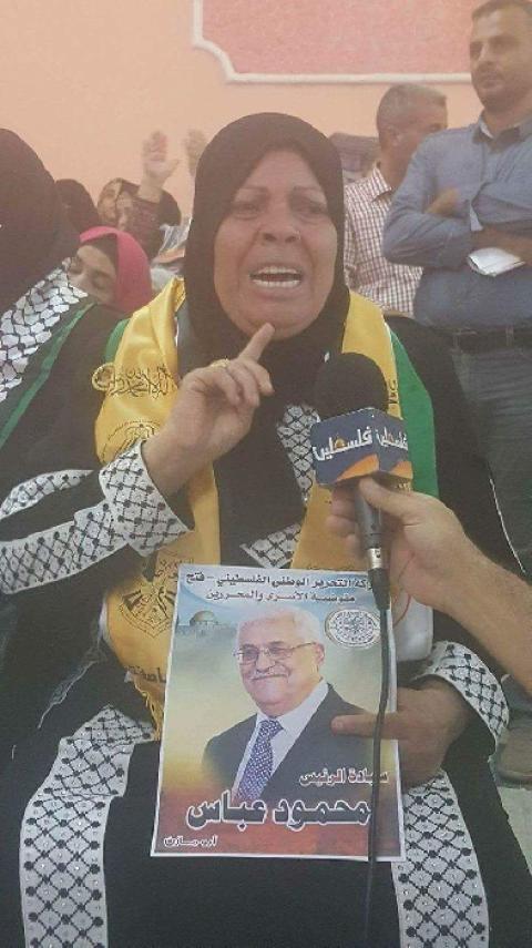 أم ضياء: شوق كبير للعناق..وأمل لا ينقطع بقرب اللقاء