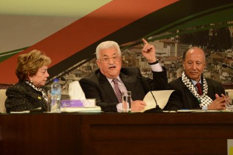 المؤتمر الأخير لحركة فتح الثورة والأول لحزب فتح السلطة والدولة