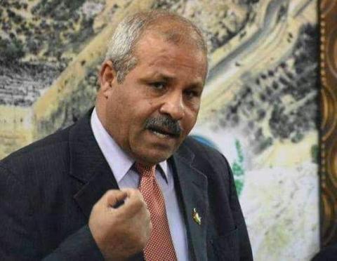 العوض: المطلوب من القيادة ان تبسط مظلتها وتوفر مستلزمات القطاع