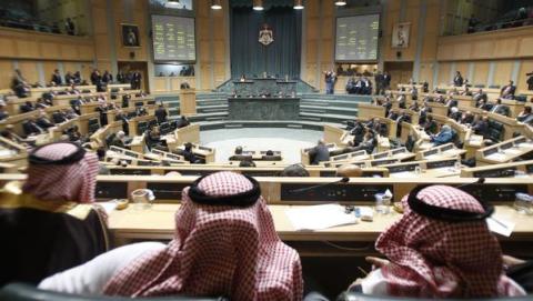كتلة برلمانية اردنية تطالب بحجب الثقة عن الحكومة بسبب اتفاقية الغاز وورشة البحرين