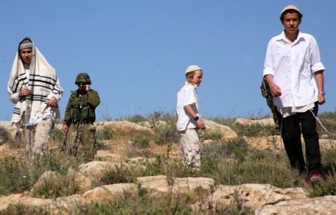 القدس: مستوطنون يعتدون على الأطفال في سلوان وسط مواجهات