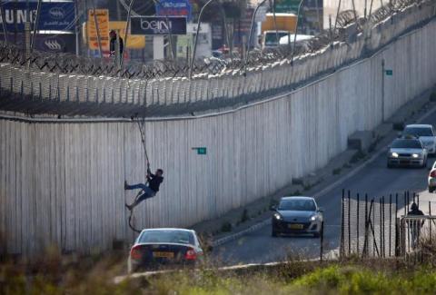 هل سيتم نقل الأحياء القريبة من القدس للفلسطينيين؟