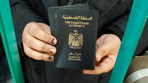 اسماء.. كشف الطلبة المقرر سفرهم بعد تمديد عمل معبر رفح غدا