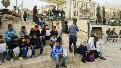 وقفة في “باب العمود“ تضامنا مع الطفلة عهد التميمي