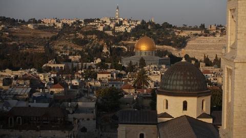 أوقاف القدس تحذر من إنتهاكات الاحتلال بحق المسجد الأقصى