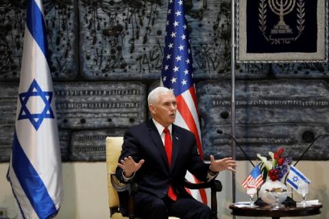 نائب الرئيس الأمريكي: توقيت خطة ترامب للسلام يتوقف على الفلسطينيين