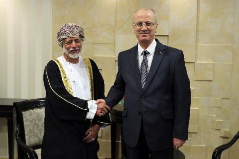 الحمد الله يبحث مع وزير الخارجية العماني اخر المستجدات وسبل دعم القدس