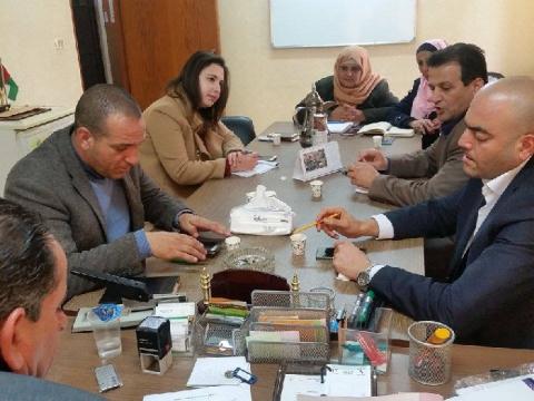 وزارة العمل والإغاثة الزراعية في طولكرم تبحثان سبل التعاون المشترك للتخفيف من البطالة