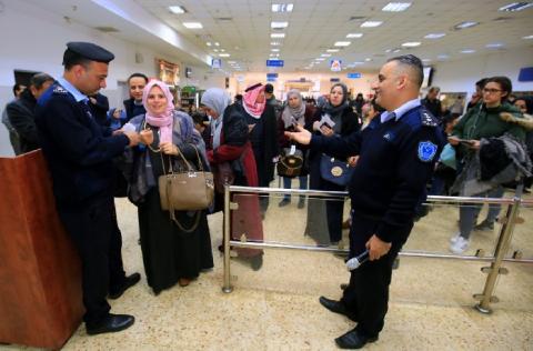 38 ألف مواطن وزائر تنقلوا عبر معبر الكرامة خلال الأسبوع الماضي