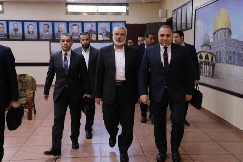 الوفد المصري يلتقي هنية لبحث ملف المصالحة